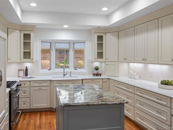 2552 E Alameda Avenue 32, Denver CO 80209