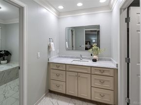 2552 E Alameda Avenue 32, Denver CO 80209