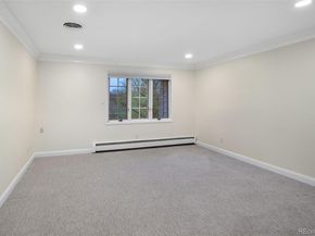 2552 E Alameda Avenue 32, Denver CO 80209