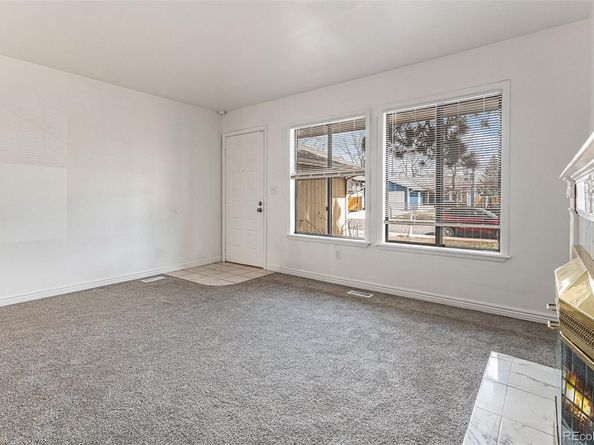 Undisclosed Address #2086431, Aurora CO 80013