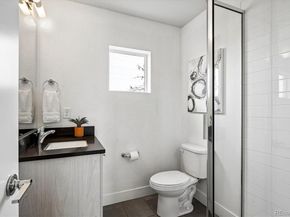 5621 W 11th Place, Lakewood CO 80214