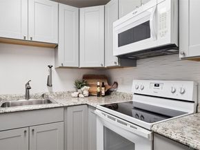 860 W Moorhead Circle 2H, Boulder CO 80305