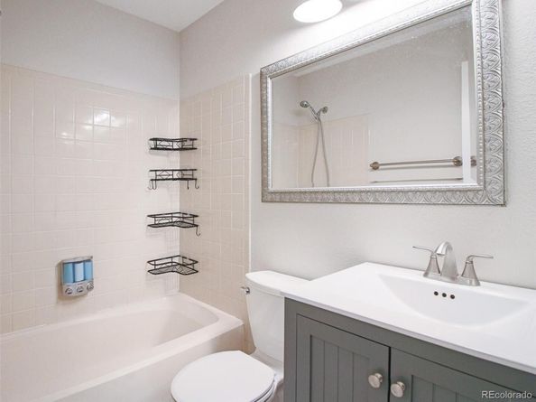 1885 S Quebec Way H17, Denver CO 80231