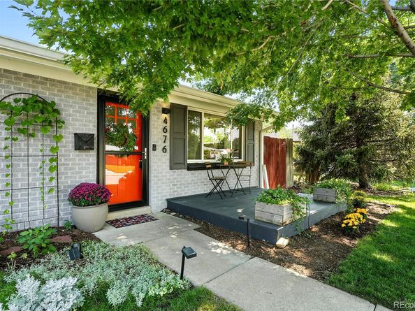 Undisclosed Address #2153015, Wheat Ridge CO 80033