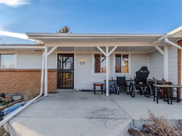 959 S Johnson Way, Lakewood CO 80226