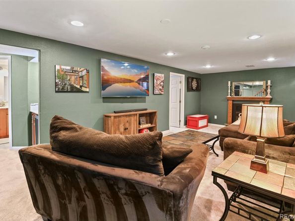 5954 S Columbine Way, Centennial CO 80121