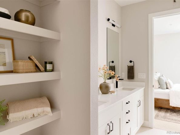 8260 E 36th Avenue 31, Denver CO 80238