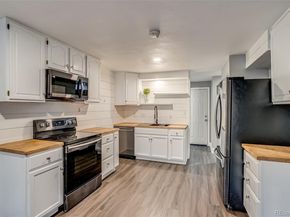 2980 S Parker Court, Aurora CO 80014