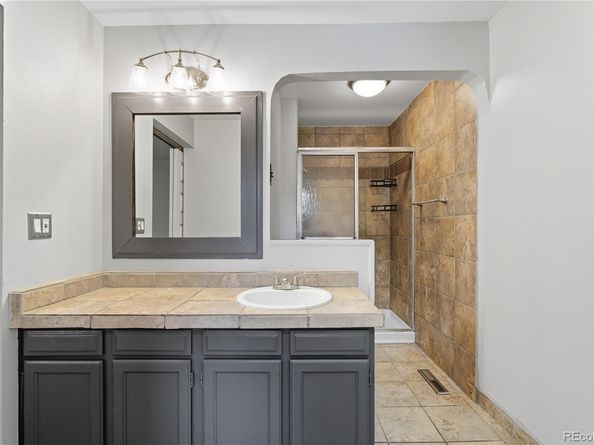 5229 S Pagosa Way, Centennial CO 80015