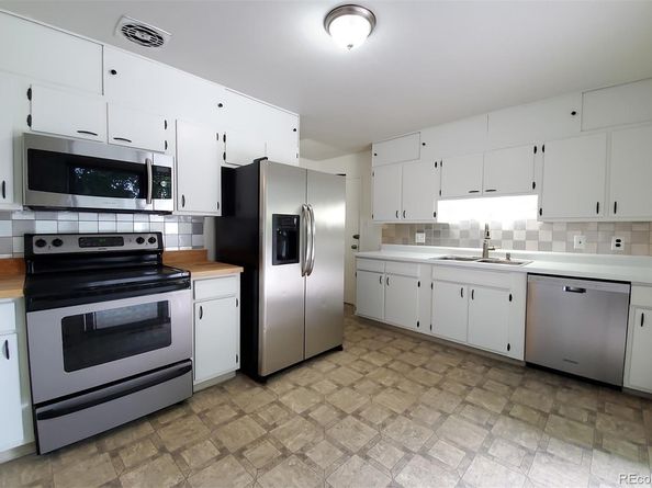 892 S Union Boulevard, Lakewood CO 80228