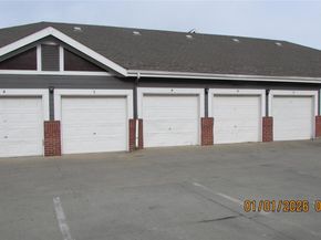 Undisclosed Address #4351371, Aurora CO 80011