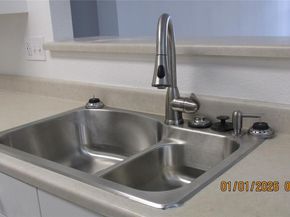 Undisclosed Address #4351371, Aurora CO 80011