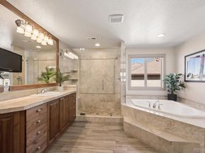 6893 S Netherland Way, Aurora CO 80016