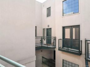 790 N Clarkson Street 204, Denver CO 80218