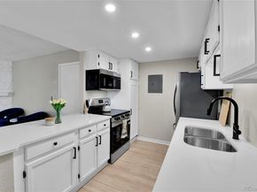 906 S Walden Street 104, Aurora CO 80017