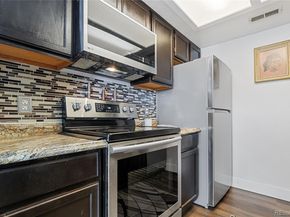 1301 S Cathay Court 202, Aurora CO 80017