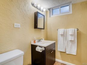 850 Holland Street, Lakewood CO 80215