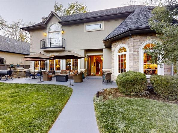 1160 Monaco Parkway, Denver CO 80220