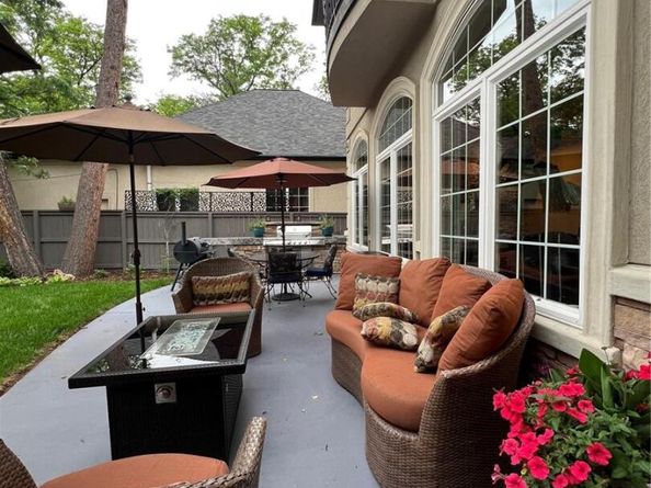 1160 Monaco Parkway, Denver CO 80220