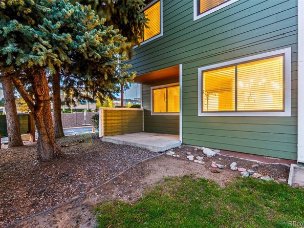 540 S Forest Street 1104, Denver CO 80246