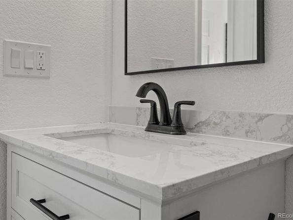 16333 E 17th Place D, Aurora CO 80011