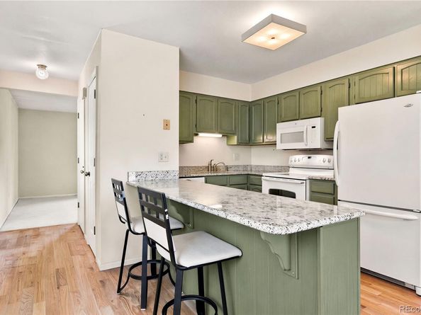 412 S Balsam Street, Lakewood CO 80226