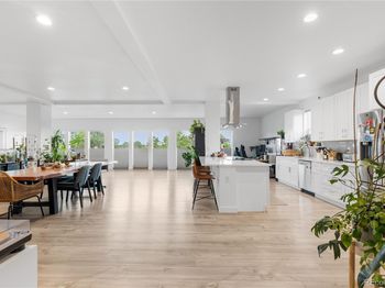 1400 W Alaska Place