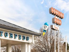 2250 N Monaco Parkway, Denver CO 80207