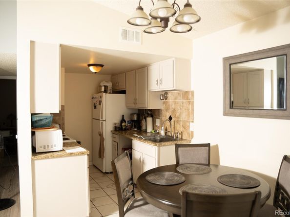 Undisclosed Address #3782646, Denver CO 80219