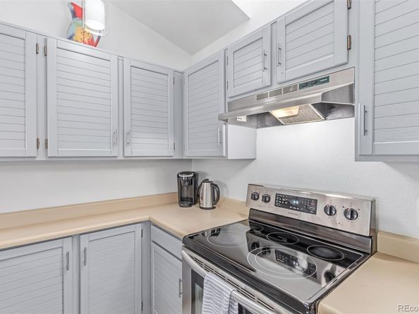 2675 S Deframe Circle, Lakewood CO 80228