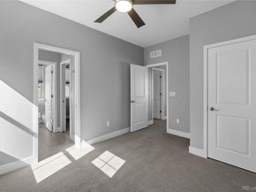2592 S Norse Court, Lakewood CO 80228