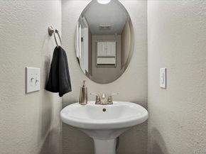 1610 S Ivory Circle J, Aurora CO 80017