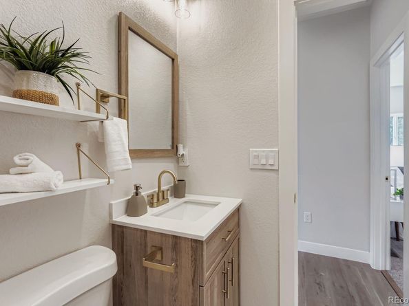 1450 Joliet Street, Aurora CO 80010