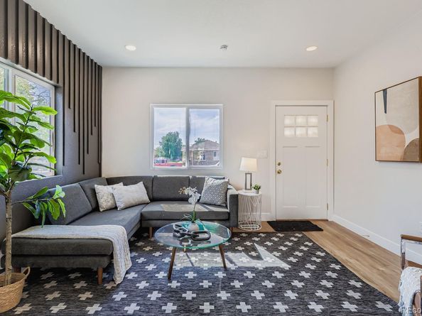 1450 Joliet Street, Aurora CO 80010