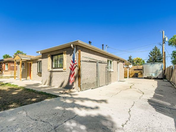 9270 FIR Drive, Thornton CO 80029