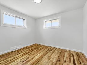 900 S Yarrow Street, Lakewood CO 80226