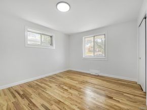 900 S Yarrow Street, Lakewood CO 80226