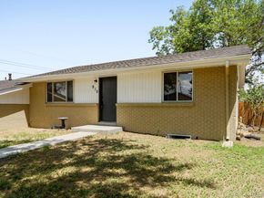 900 S Yarrow Street, Lakewood CO 80226