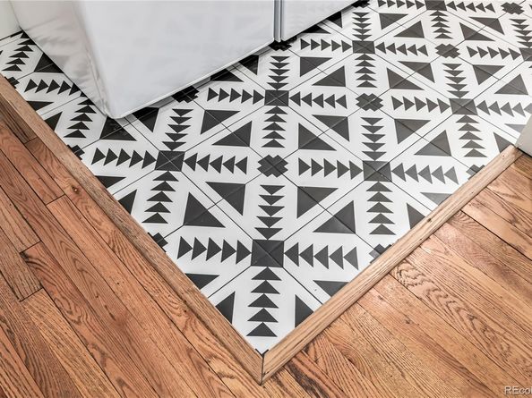 1024 E 14th Avenue 11, Denver CO 80218