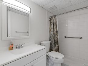 2231 S Vaughn Way 216B, Aurora CO 80014