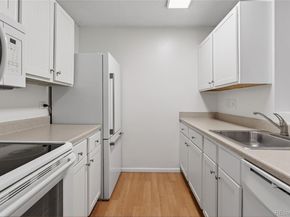 2231 S Vaughn Way 216B, Aurora CO 80014