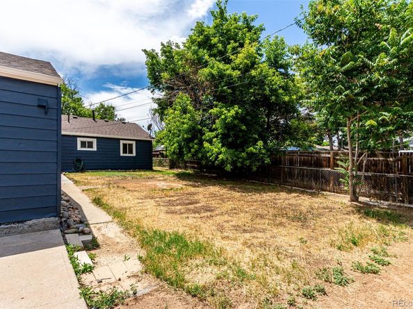 1000 Worchester Street, Aurora CO 80011