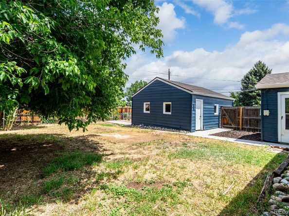 1000 Worchester Street, Aurora CO 80011