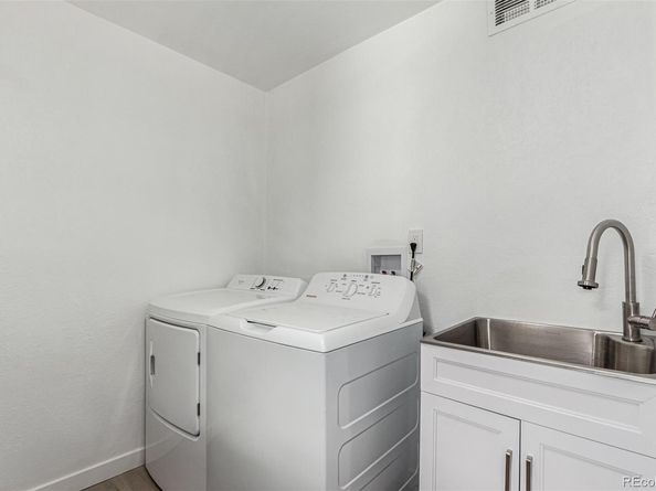 1000 Worchester Street, Aurora CO 80011