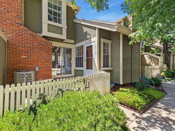 2013 S Helena Street B, Aurora CO 80013