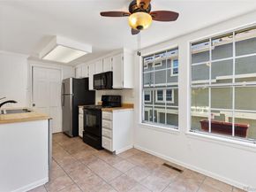 2013 S Helena Street B, Aurora CO 80013
