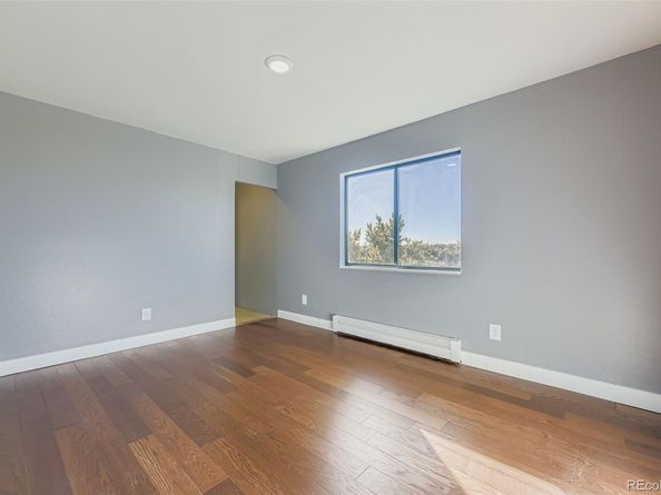 381 S ames F304, Denver CO 80226