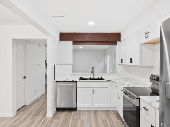 1347 S Crystal Way, Aurora CO 80012