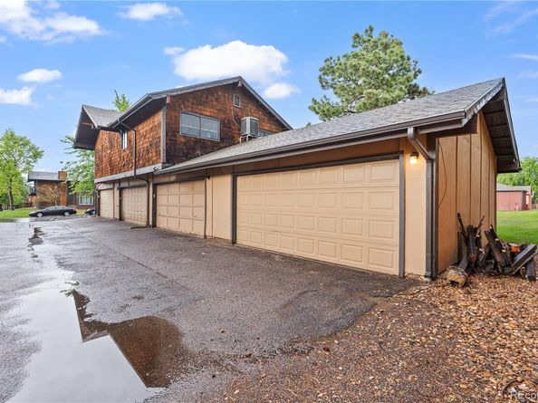 1347 S Crystal Way, Aurora CO 80012