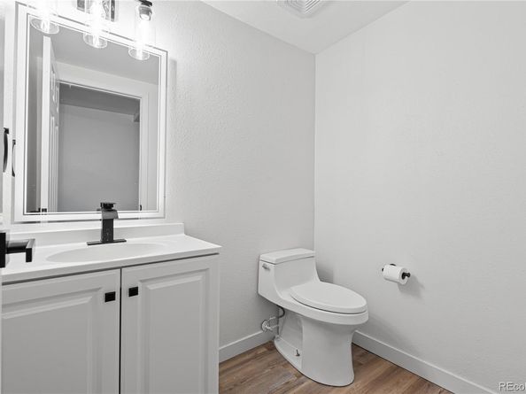 1347 S Crystal Way, Aurora CO 80012